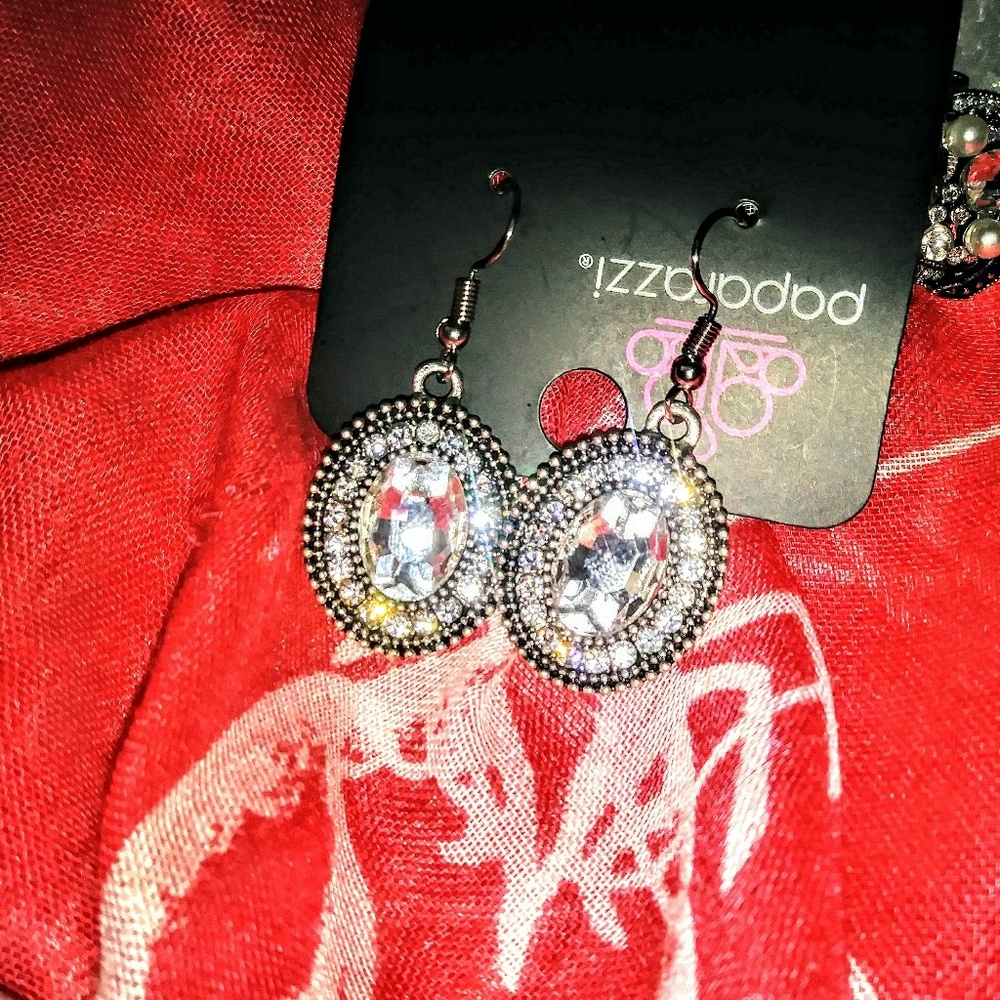 Paparazzi Earrings Bring On the Bling $10 Each - Picture 5 of 8